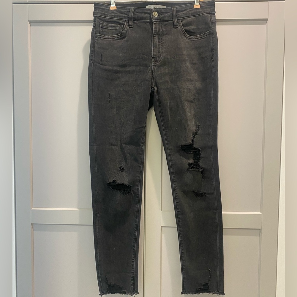 Flying Monkey black distressed skinny jean, size 29, 10” rise, 26” inseam.